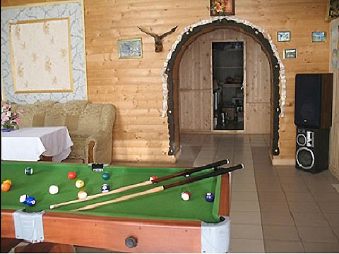 The living room private courtyard Carpathian Fiesta, Tukholka