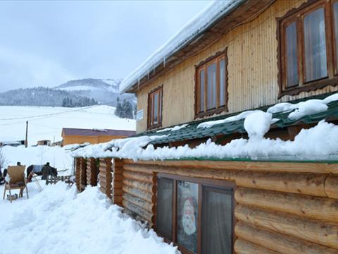 Pylypets, private house  "At  Shkyrta"