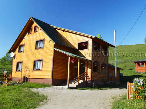 Lazeshchyna, the guest house "At Myroslava"