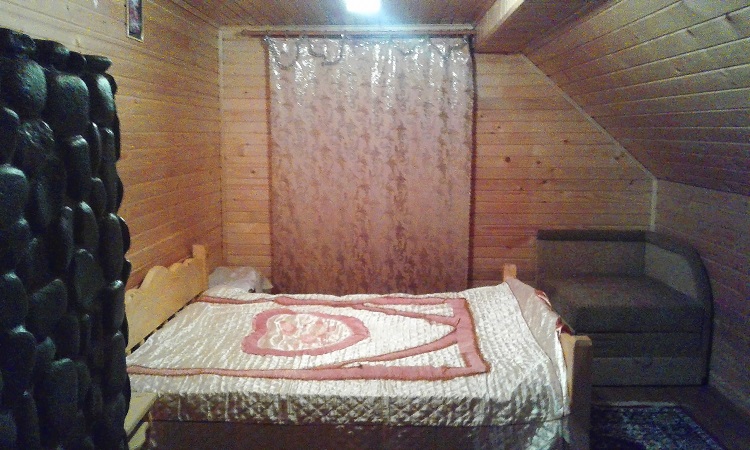 8. Приватный дом " У дороги " в Плавье (Орява)